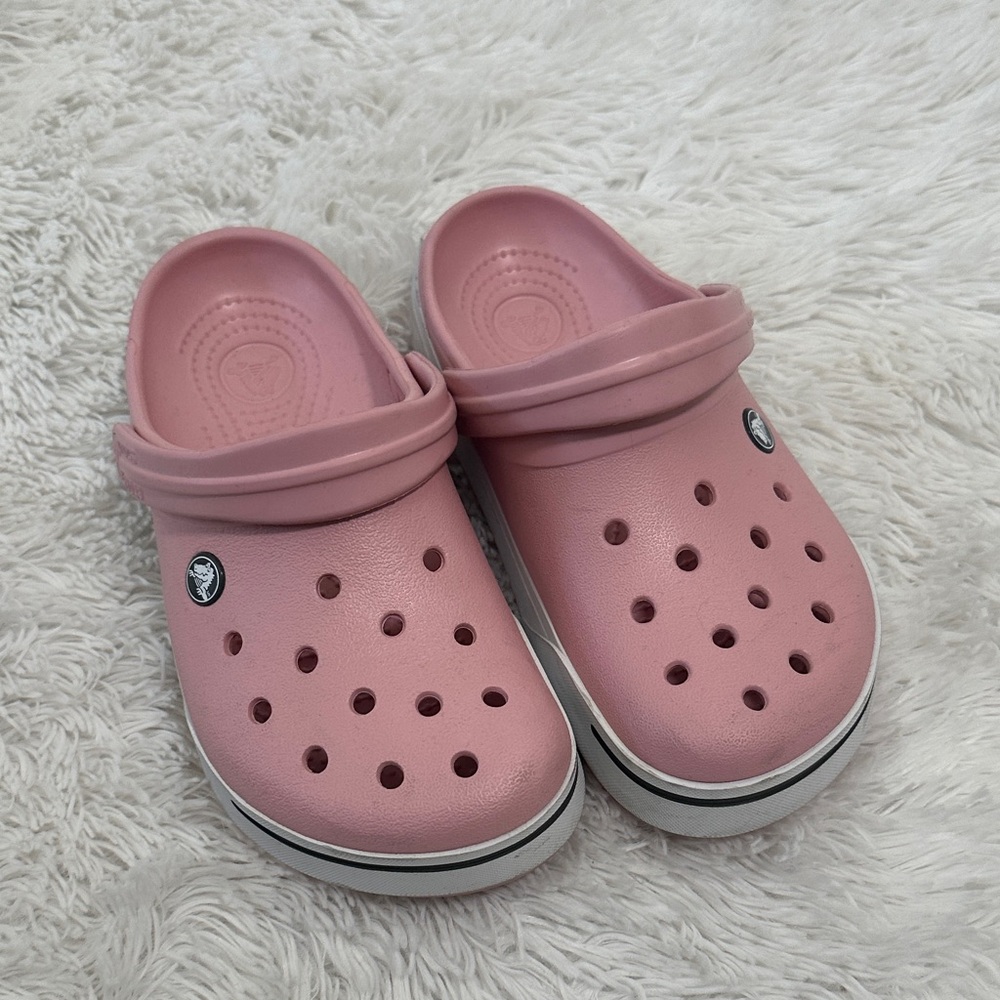 CROCS Light Pink Ventilated Clogs